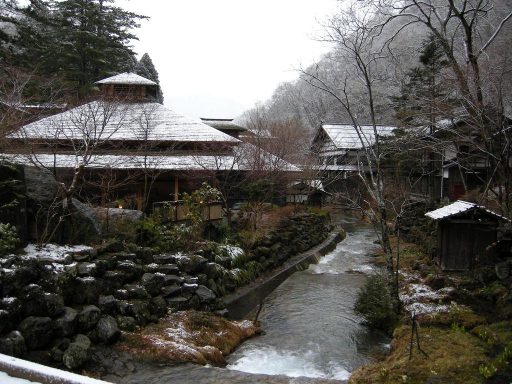 Houshi Onsen Chojukan Minakami Buitenkant foto